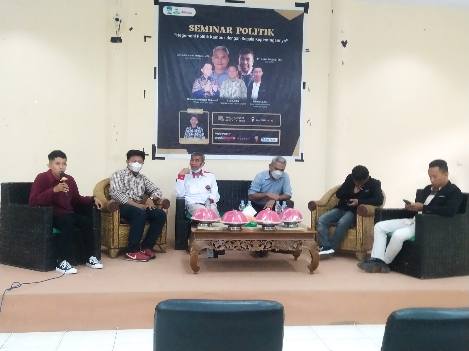 Seminar Politik : Semua Bisa Menerapkan Politik Yang Sehat